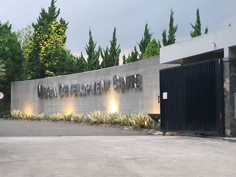 Nite & Day Mdc Puncak - Gadog Bogor Exterior foto